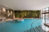 Dolce by Wyndham Versailles - Domaine du Montcel - Pools