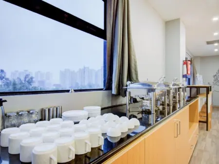 The Park Infinity Отели рядом с достопримечательностью «Yu Studio Circle»