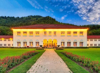 拉利特大皇宮斯里納格飯店