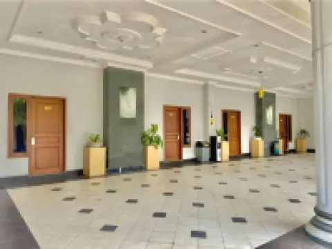 Hotel Pesona Merak Hotel di Kecamatan Gerogol