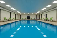 هوليداي إن بانجور باي آيتش جي