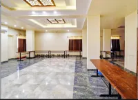 Hotel Delite Grand Hotels in Jabalpur
