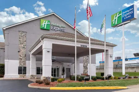 Holiday Inn Express & Suites Harrison Отели в г. Гриндейл