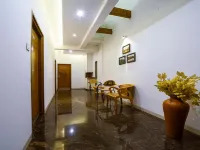 Hotel Sri Sri Executive Kolhapur Near Mahalaxmi Temple فنادق في كولهابور