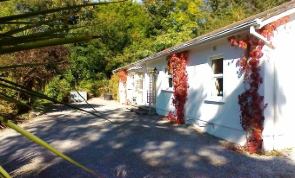 Mangerton Mountain Chalets - Housity