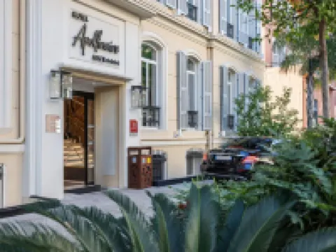 Hôtel Apollinaire Nice Hotels in Nice
