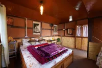 Wake in Himalayas Hotels in 