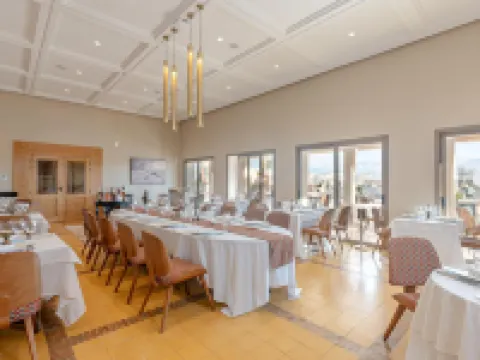 肯茲阿霍酒店 瓦爾扎扎特酒店