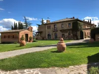 Agriturismo Macciangrosso Casale Piccolomini - Villas