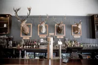 The Harvest Hotel - С баром