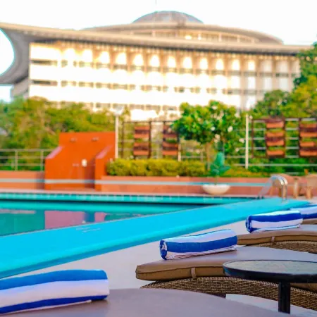 Avari Lahore Hotel