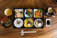 Microtel by Wyndham South Forbes Near Nuvali - breakfast