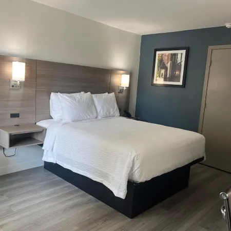 Baymont by Wyndham Sumter Northwest