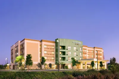 Courtyard San Diego Oceanside Hotels in Vista