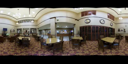 Holiday Inn Express & Suites Lake Placid Отели в г. Силвен-Шорс