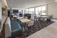 La Quinta Inn & Suites by Wyndham Terre Haute Hotels in Terre Haute