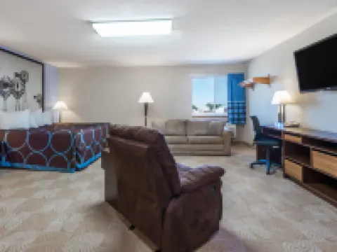 Super 8 by Wyndham Beloit KS Hotels in Beloit