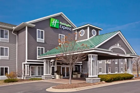 Holiday Inn Express Grand Rapids SW Отели рядом с достопримечательностью «Ривертаун Кроссингс»