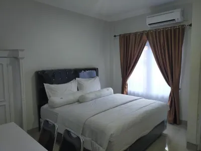 RedDoorz near Palembang Airport 2 Hotel di Kebun Bunga