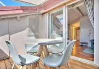 Livin' Portofino Sea