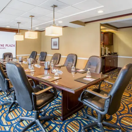 Ramada by Wyndham Cleveland Independence