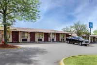 Rodeway Inn Auburn Hills - Detroit - 2-Star