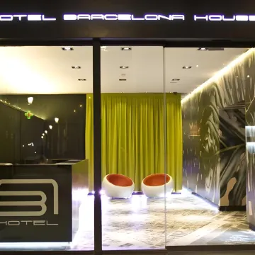 Barcelona House Отели рядом с достопримечательностью «Готический квартал»