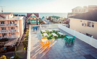 Anzhela-Lantana Hotel