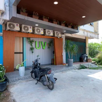 Urbanview Hotel R House Batam by RedDoorz