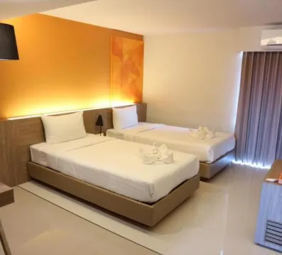 ห้องดีลักซ์ เตียงคู่ 2เตียงเเยก 