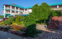 Novinka Resort - 2성급