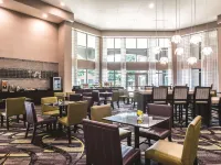 La Quinta Inn & Suites by Wyndham Atlanta Perimeter Medical