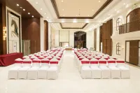 Hotel The Rising Banaras Hotels in Manrauli