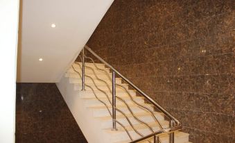 Al Tamayoz Al Raqi - Al Faisaliyah