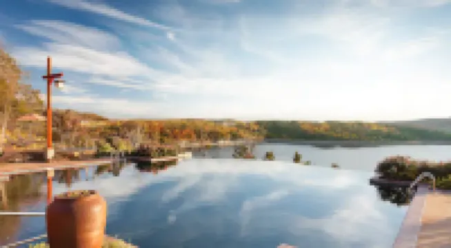 Hilton Grand Vacations Club Long Creek Ridgedale Hotels near Table Rock Lake