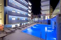 Semiramis City Hotel - Bãi biển