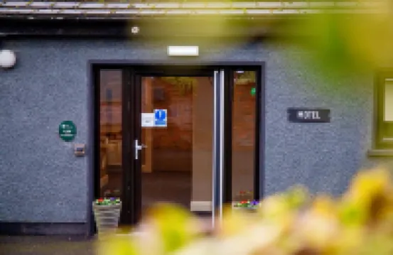 더 에니스킬런 호텔 앤드 모텔