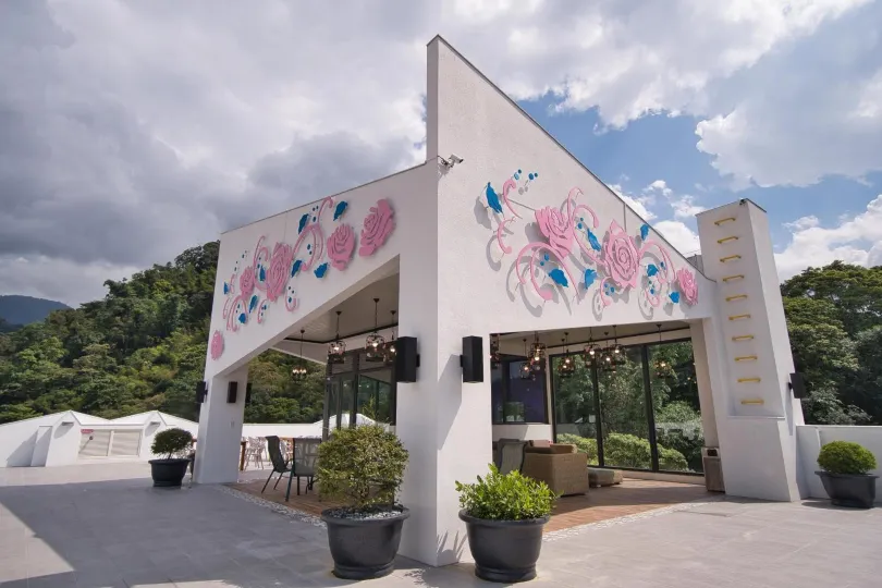 TAIHE SUN AND THE MOON HOTEL