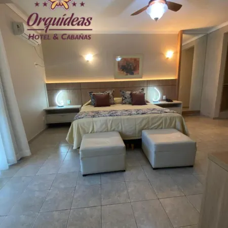 Orquideas Hotel & Cabañas