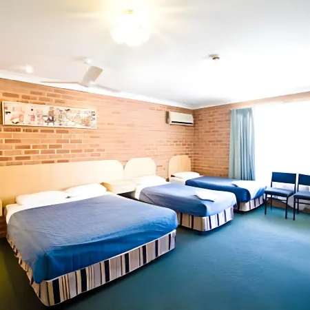 Branxton House Motel