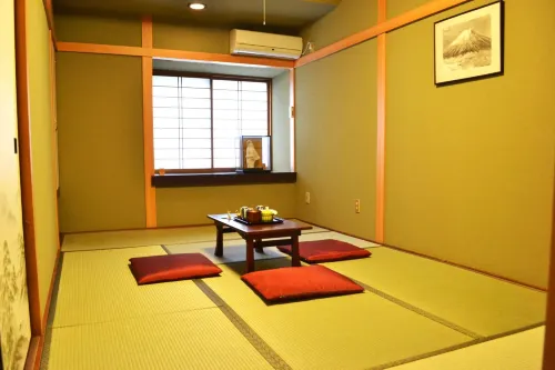 松村屋旅館 - 駐車場