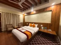 Jungle Safari Resort - Parvekkeita