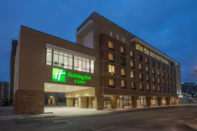 Voco the Clair Cincinnati Downtown Hotels in Cincinnati
