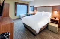 Holiday Inn Express & Suites West Long Branch - Eatontown Các khách sạn ở Red Bank