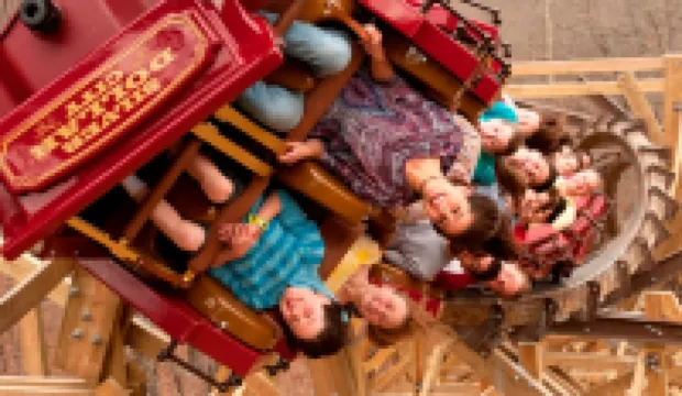 홀리데이 인 익스프레스 호텔 & 스위트 브랜슨 76 센트럴