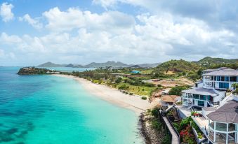 Tamarind Hills Resort & Villas