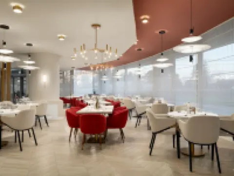 Ramada by Wyndham Bucharest Otopeni Airport Hotels in Otopeni