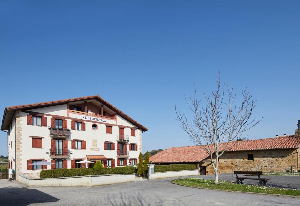 hotel overview picture