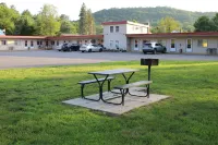 Claremont Motor Lodge - Wifi