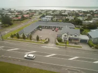Fitzherbert Court Motel - parking